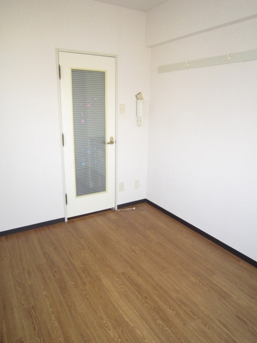 居室 モナーク橋本弐番館1007