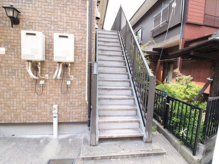 エントランス部分 ア－バンヒルズ菊名