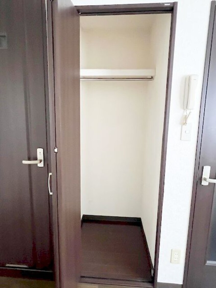 収納 西川口三光ビル