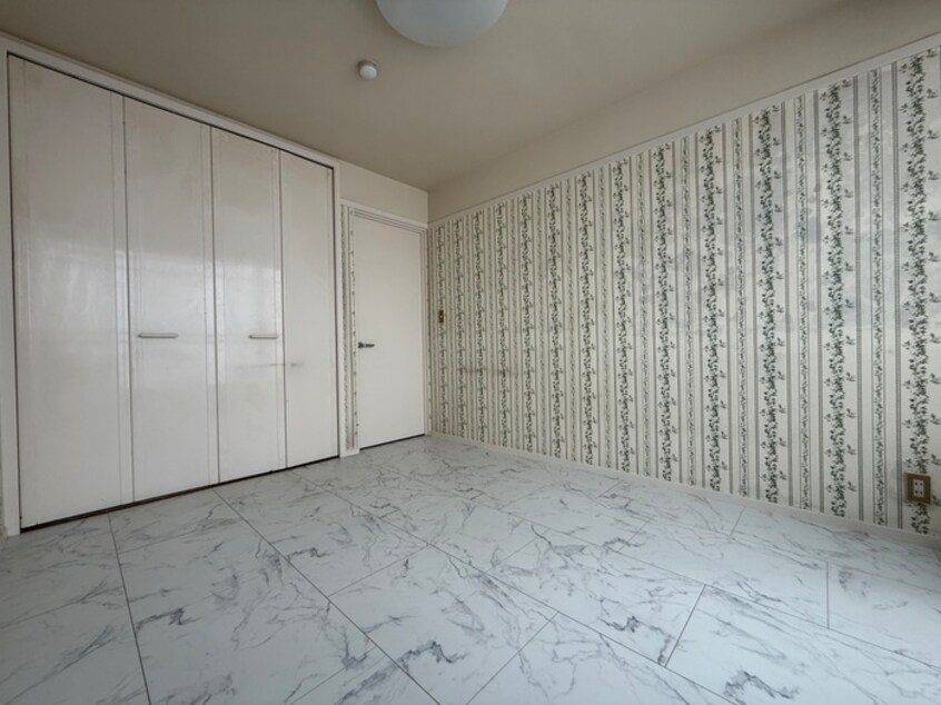 内観写真 ＷＩＮＧ　ＦＵＲＵＹＡ