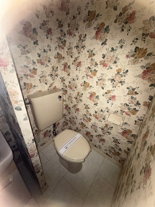 トイレ ＷＩＮＧ　ＦＵＲＵＹＡ