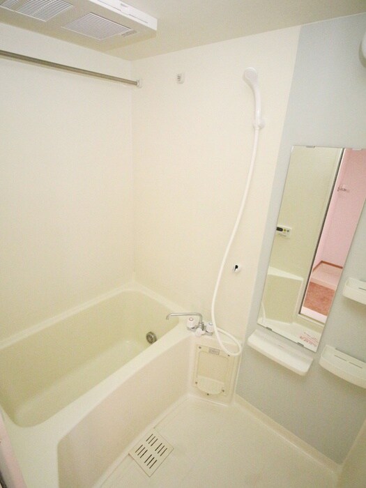 バス／シャワールーム等 サニー・ハイターⅡ