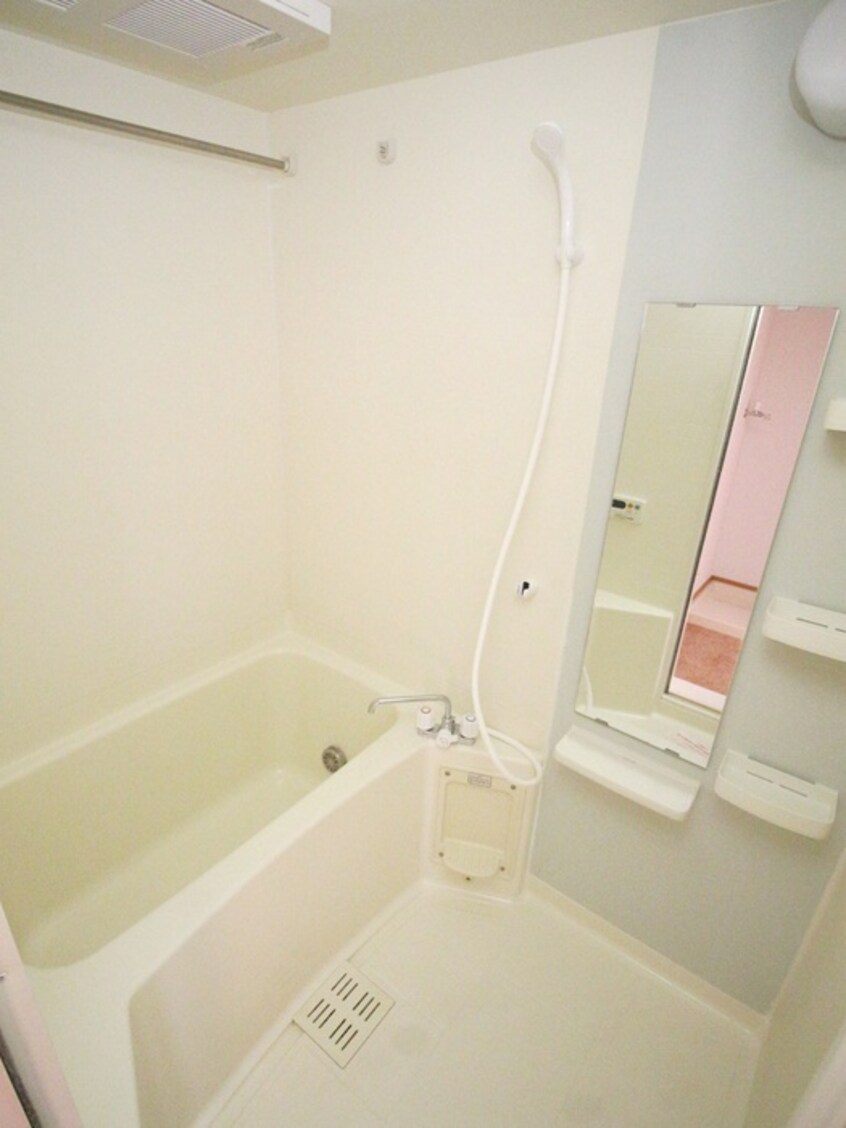 バス／シャワールーム等 サニー・ハイターⅡ