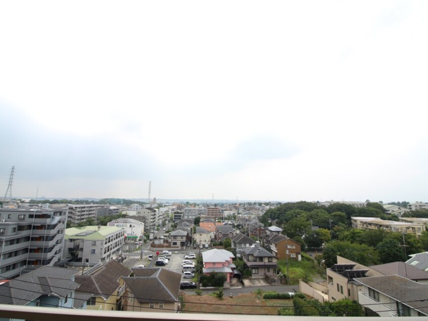 室内からの展望 ム－ンシャイニ－壱番館