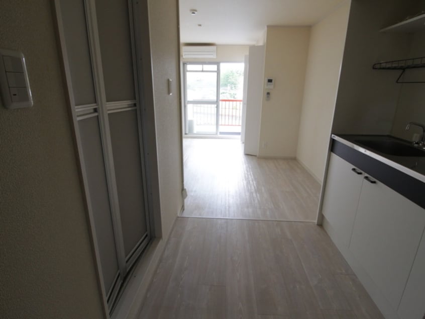 廊下 リヴェ－ルサニ－