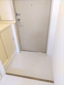 玄関 ﾗｲｵﾝｽﾞﾏﾝｼｮﾝ西新宿第７（206)