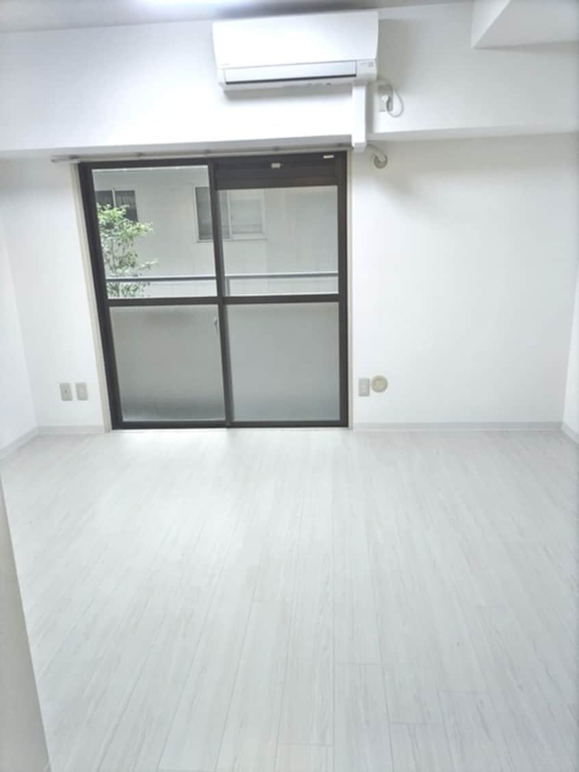 居室 ﾗｲｵﾝｽﾞﾏﾝｼｮﾝ西新宿第７（206)