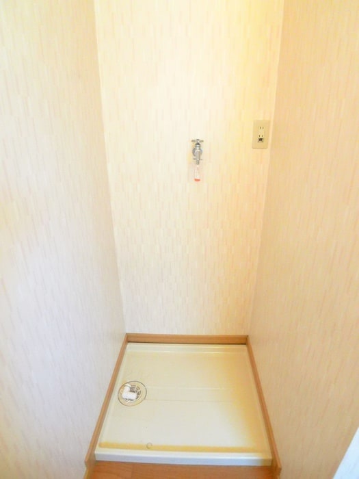 洗濯機置場 フォルトゥ－ナ