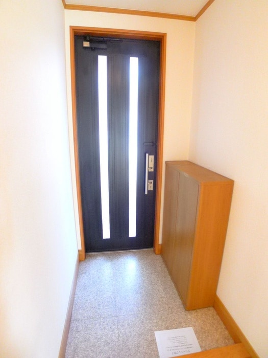 玄関 フォルトゥ－ナ