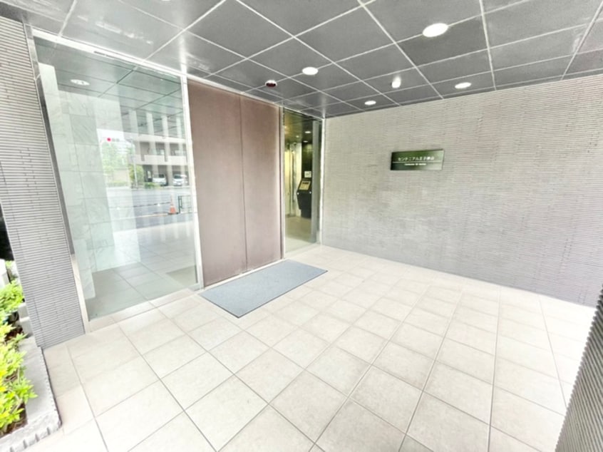 エントランス部分 センテニアル王子神谷