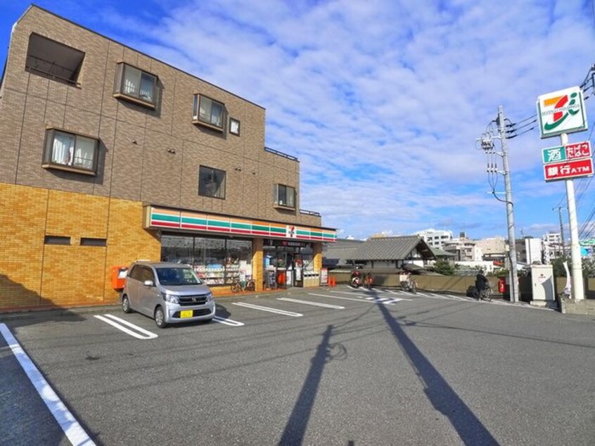 セブンイレブン(コンビニ)まで400m リヴォアール中村