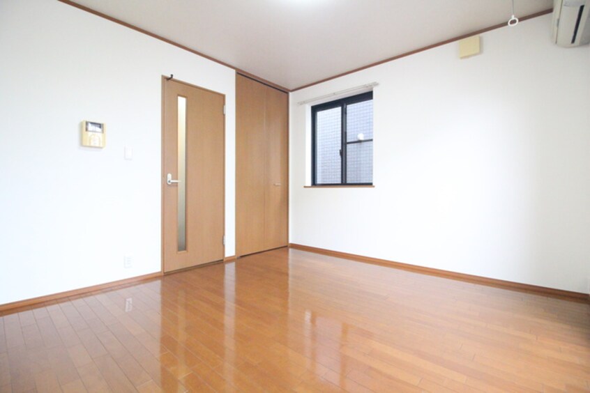 内観写真 ヴィラＮ・Ｙ