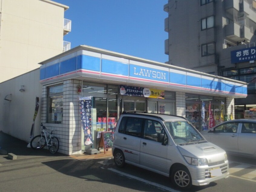 ローソン 六会店(コンビニ)まで23m 湘南サイトビル