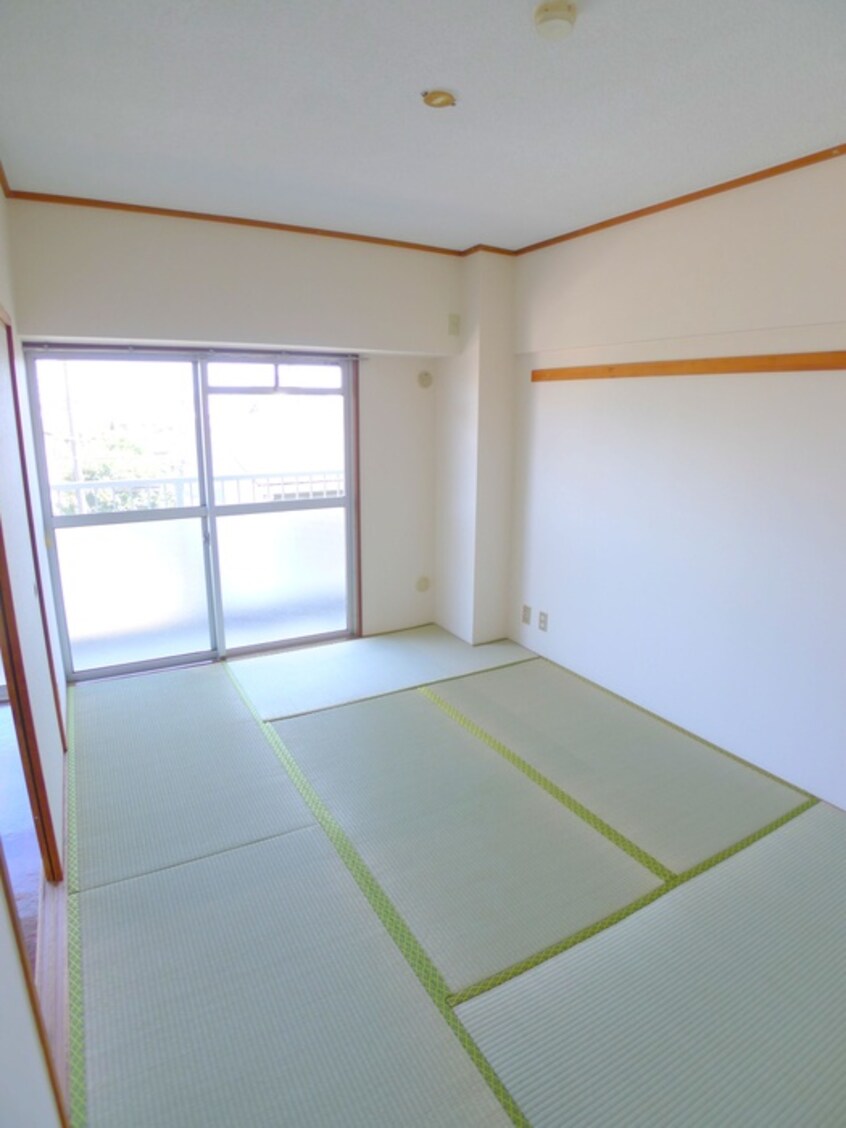 居室 サンコ－ト浦和