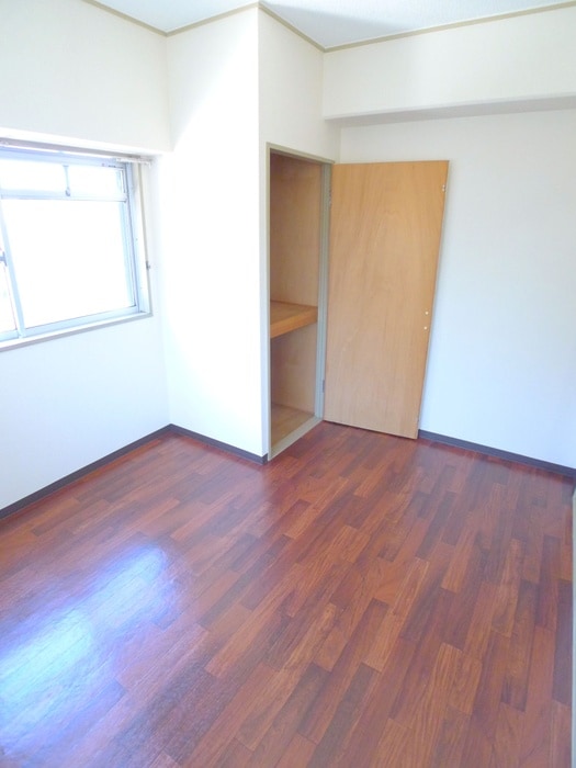 居室 サンコ－ト浦和