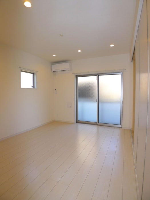 居室 リブリ・レイブ花園