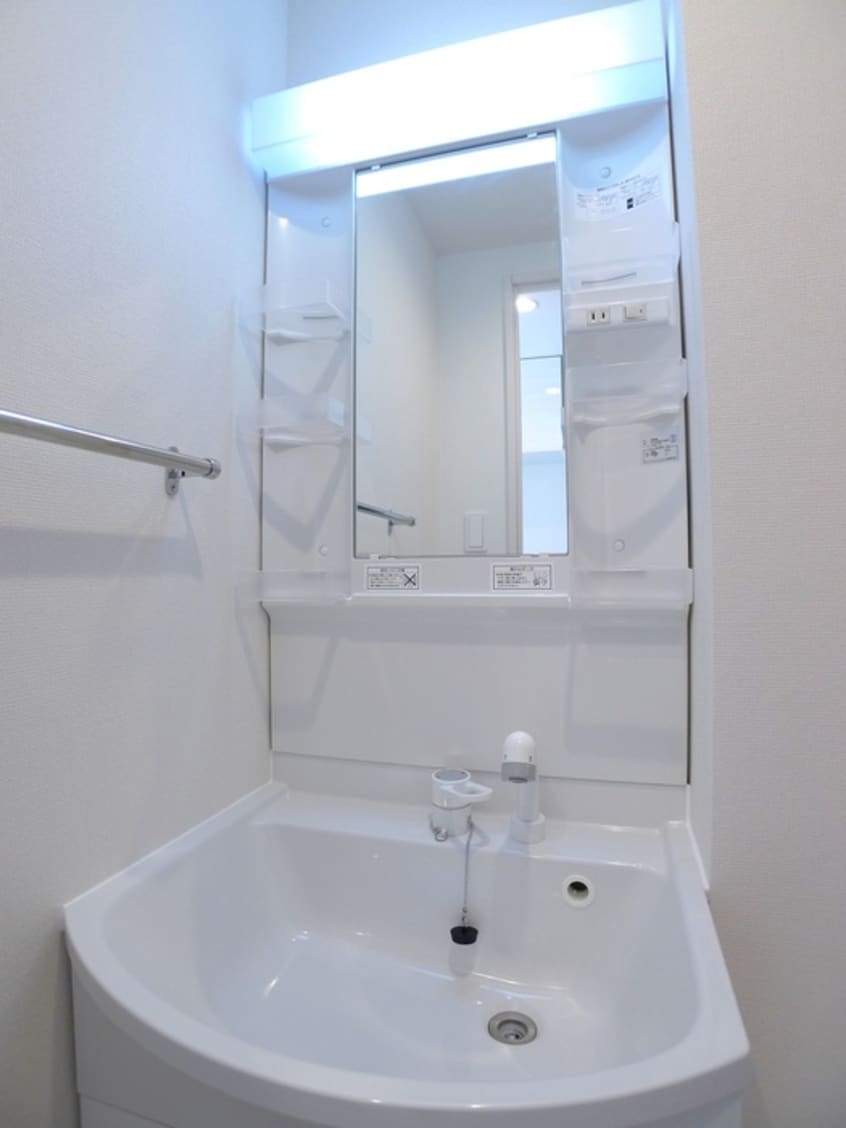 洗面 リブリ・レイブ花園