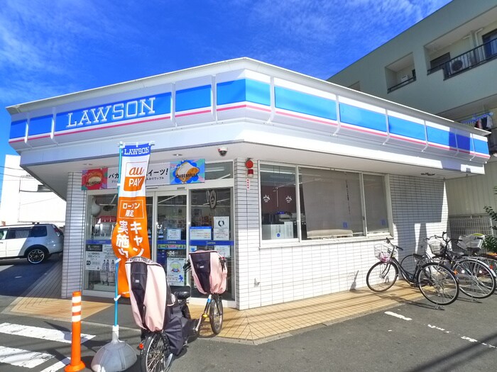 ローソン興野一丁目店(コンビニ)まで425m ﾌﾞﾗﾝｸﾚｰﾙ西新井