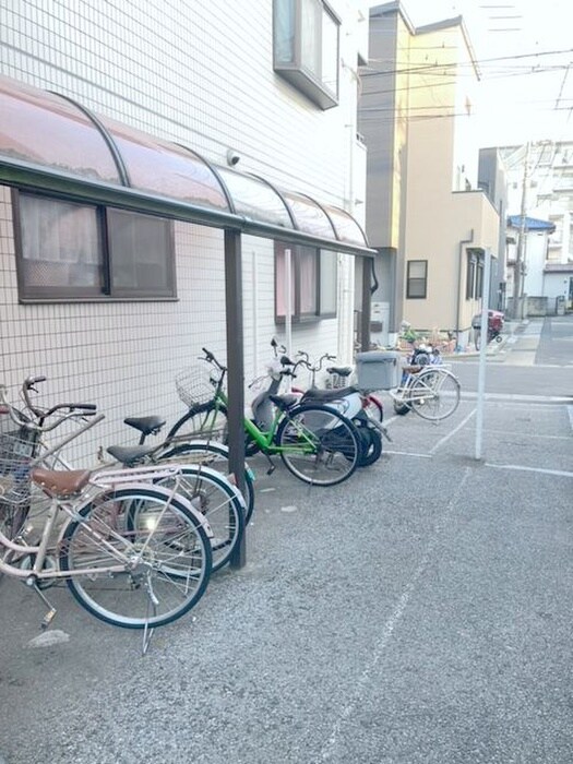 駐輪場 東綿ビル上青木西