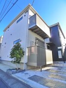 キャメル松戸秋山の外観