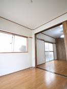 居室 江口ハイツ