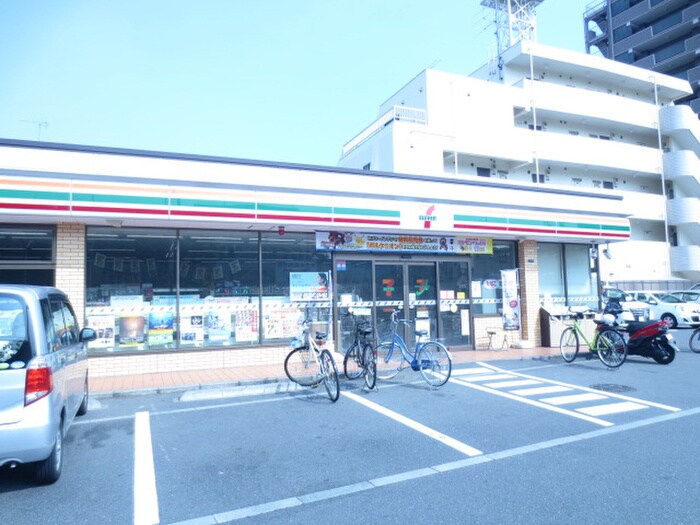 セブンイレブン川崎小向東店(コンビニ)まで181m ベルグラン広沢