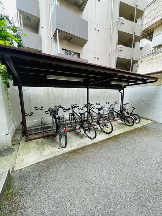 駐輪場 リズ板橋