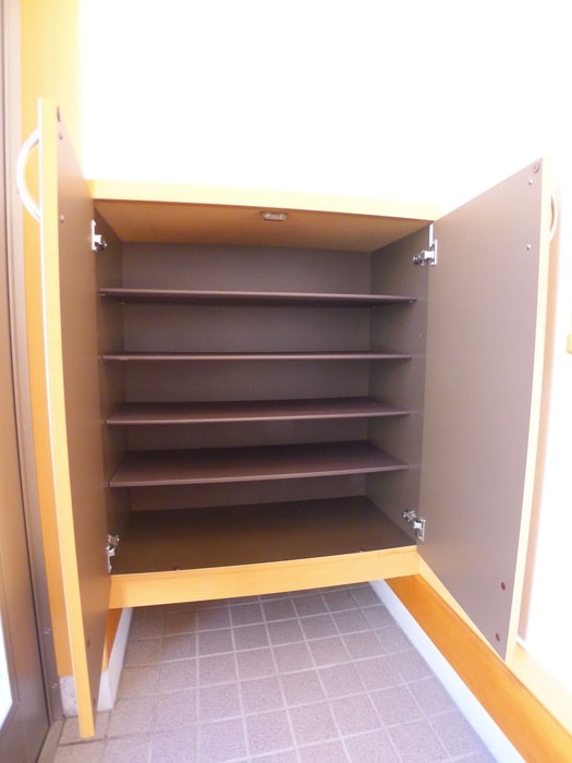 靴箱 渋谷貸家４