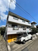 パ－クハイム城山の外観