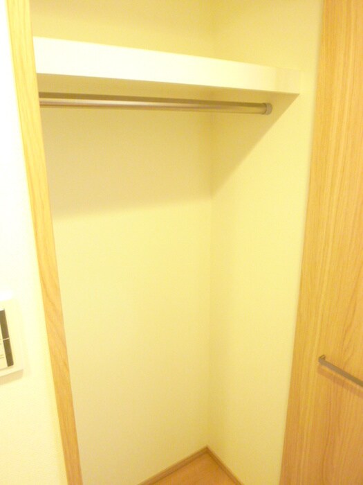 収納 ﾊｰﾓﾆｰﾚｼﾞﾃﾞﾝｽ水天宮前(704)