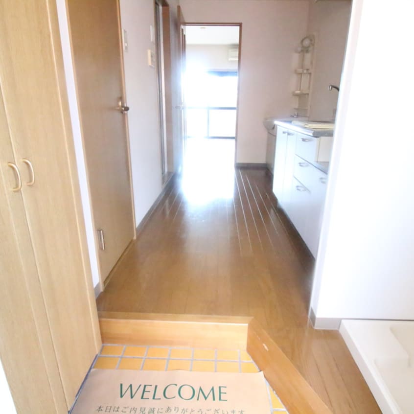 玄関 りつのスマイルビル