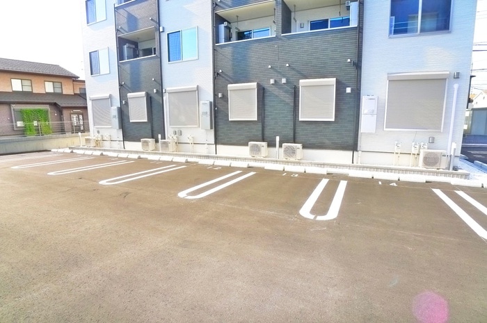 駐車場 サニーコートD棟