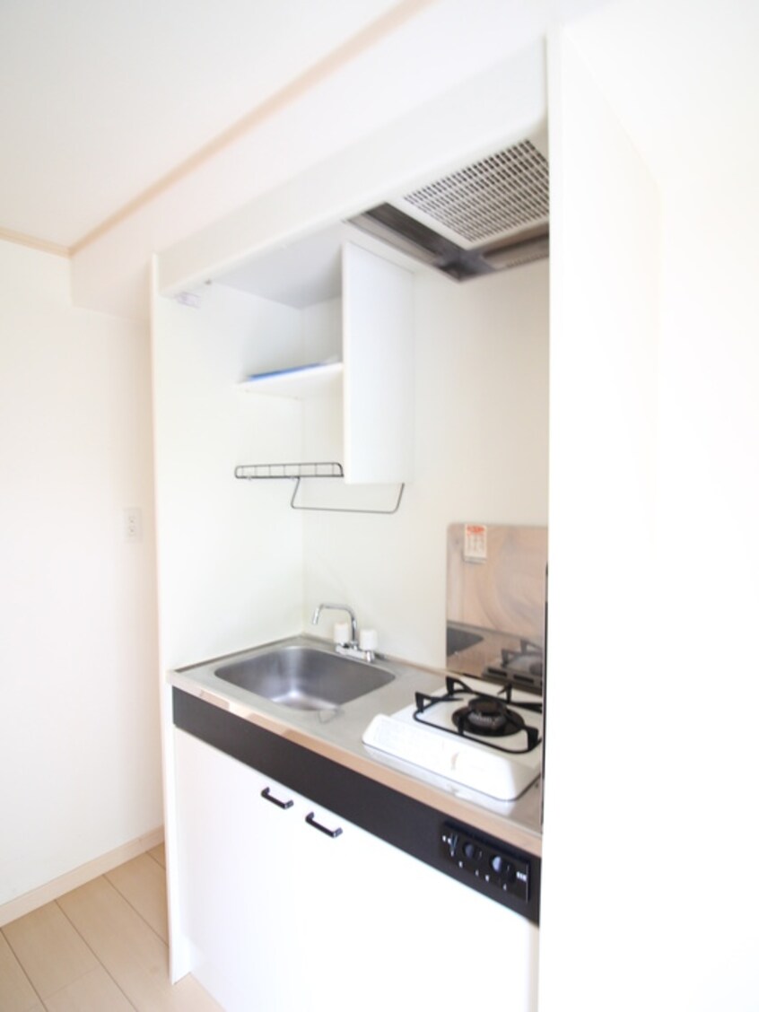 キッチン アザレ読売ランドＡ棟