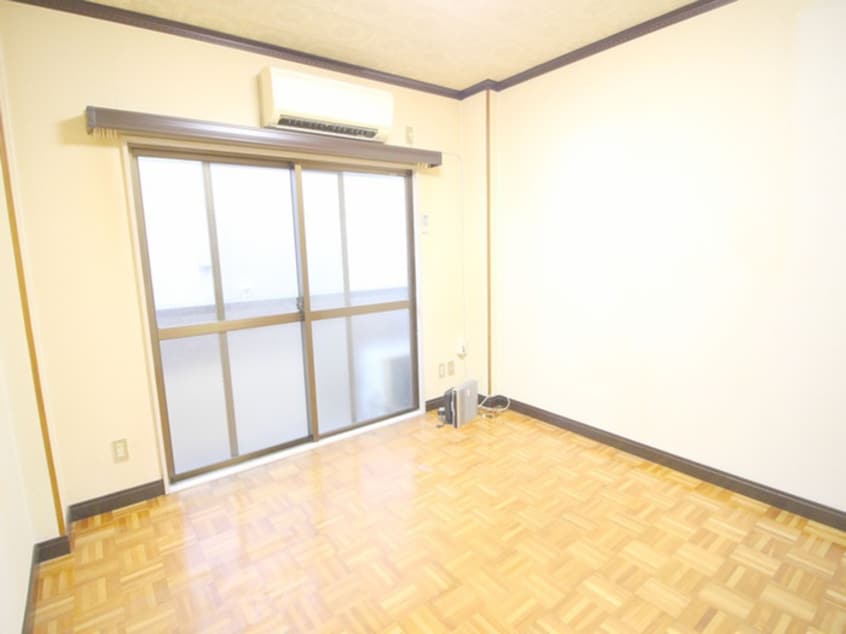 居室 鈴和マンション