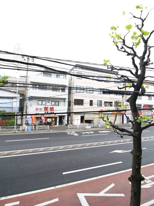 室内からの展望 グリタァ六角橋