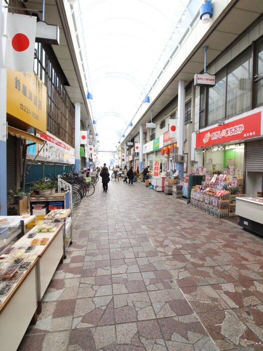 横浜橋商店街(ショッピングセンター/アウトレットモール)まで48m 米田ビル