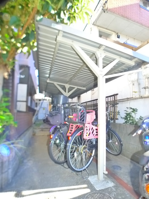 駐輪場 スリーハイム鹿浜