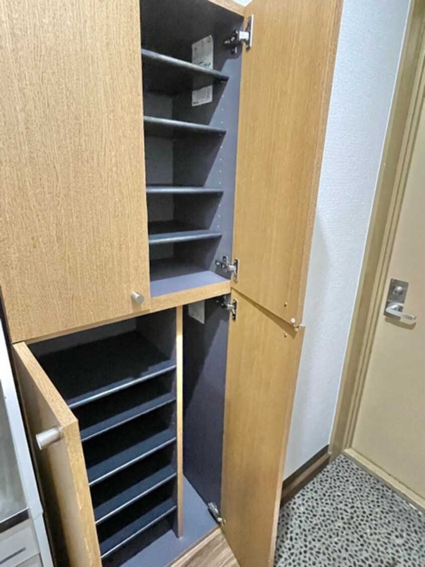 靴箱 ﾜｺｰ第2ﾏﾝｼｮﾝ