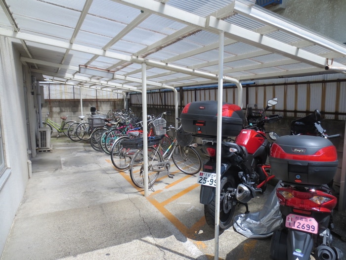 駐輪場 迦葉阿佐谷マンション（404）