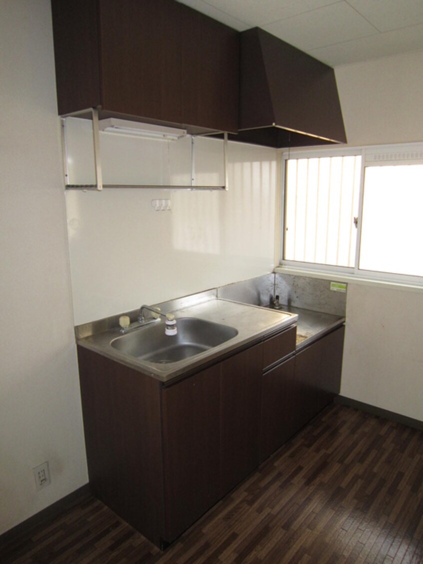 キッチン サンハイツ湘南　Ａ