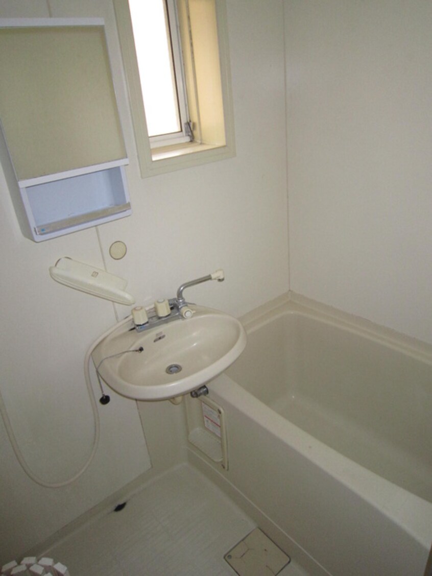 バス／シャワールーム等 サンハイツ湘南　Ａ