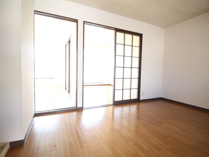 内観写真 サンハイツ湘南　Ａ