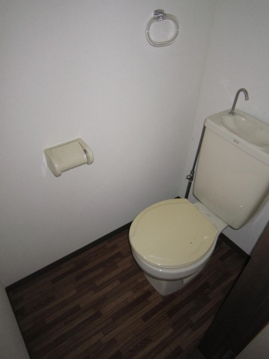 トイレ サンハイツ湘南　Ａ