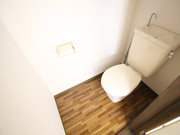 トイレ サンハイツ湘南　Ａ