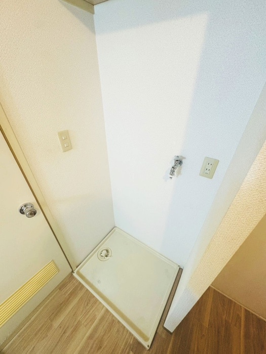 洗濯機置場 メゾンヒロ　Ｄ棟