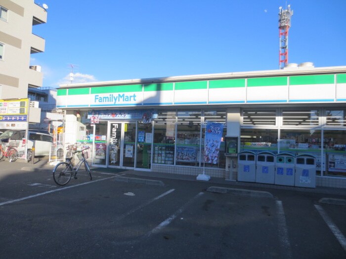 ファミリーマート　六町(コンビニ)まで283m アステールⅡ