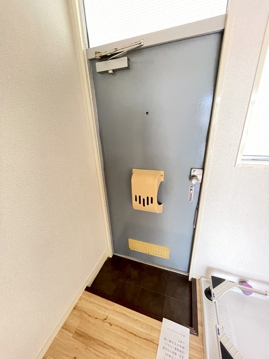 玄関 リリ－ハイツ