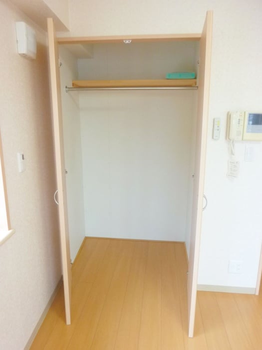 収納 マ－サジュン