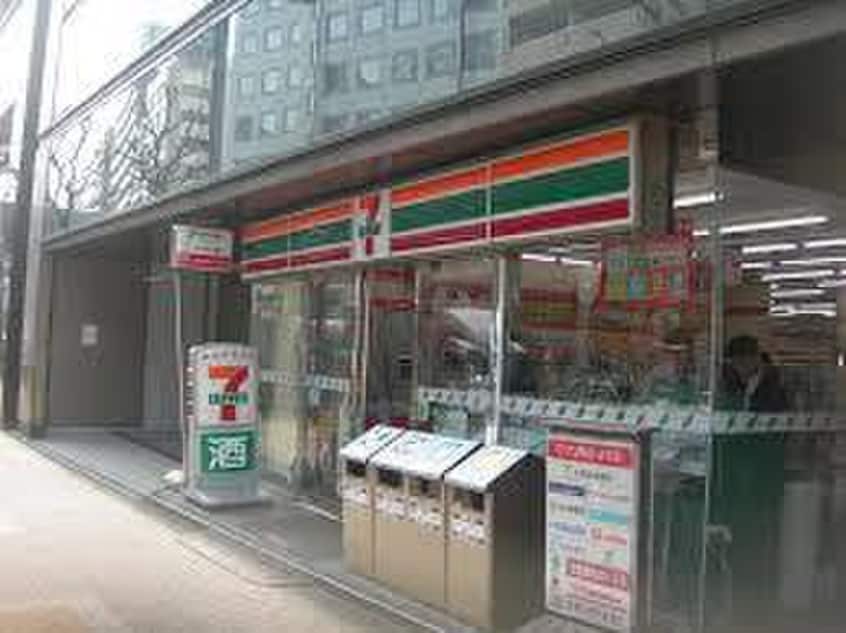 セブン-イレブン 代々木３丁目店(コンビニ)まで350m フォレストタウン参宮橋