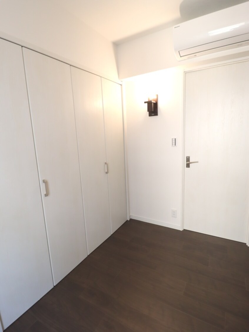 居室 ＨＪ　ＰＬＡＣＥ　ＥＢＩＳＵ